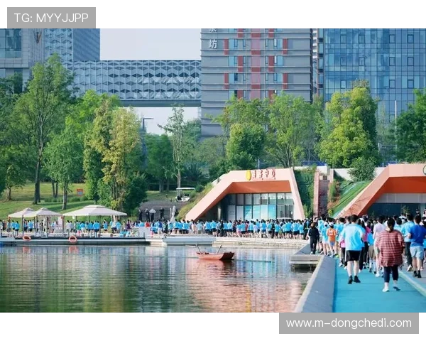 兴隆湖成成都公园城市典范，赛事观众可体验环湖绿道与水下书店